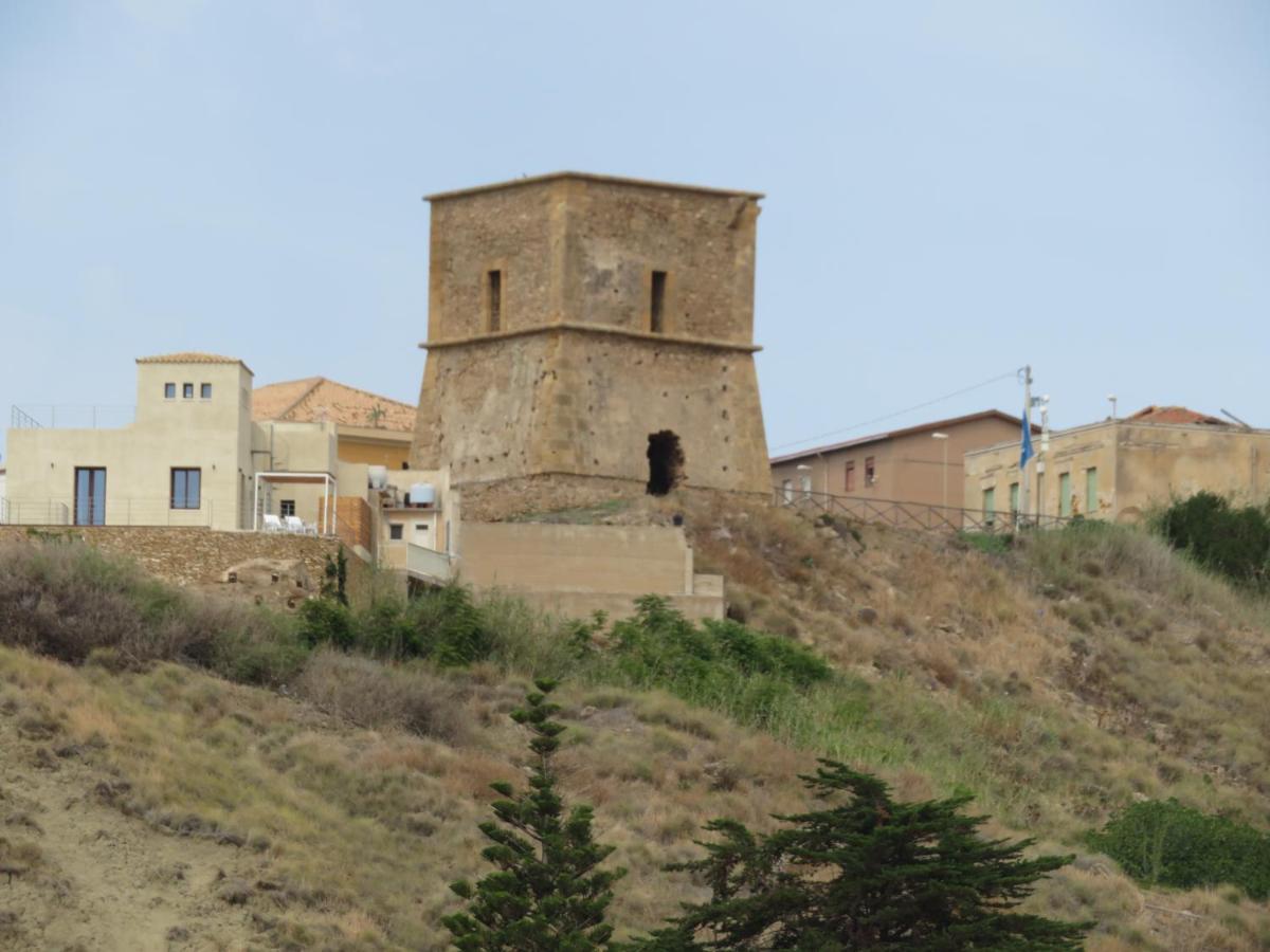 Case Barrera Porto Palo Buitenkant foto