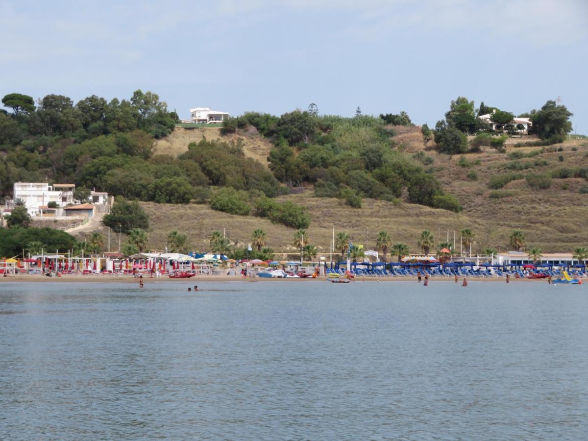 Case Barrera Porto Palo Buitenkant foto
