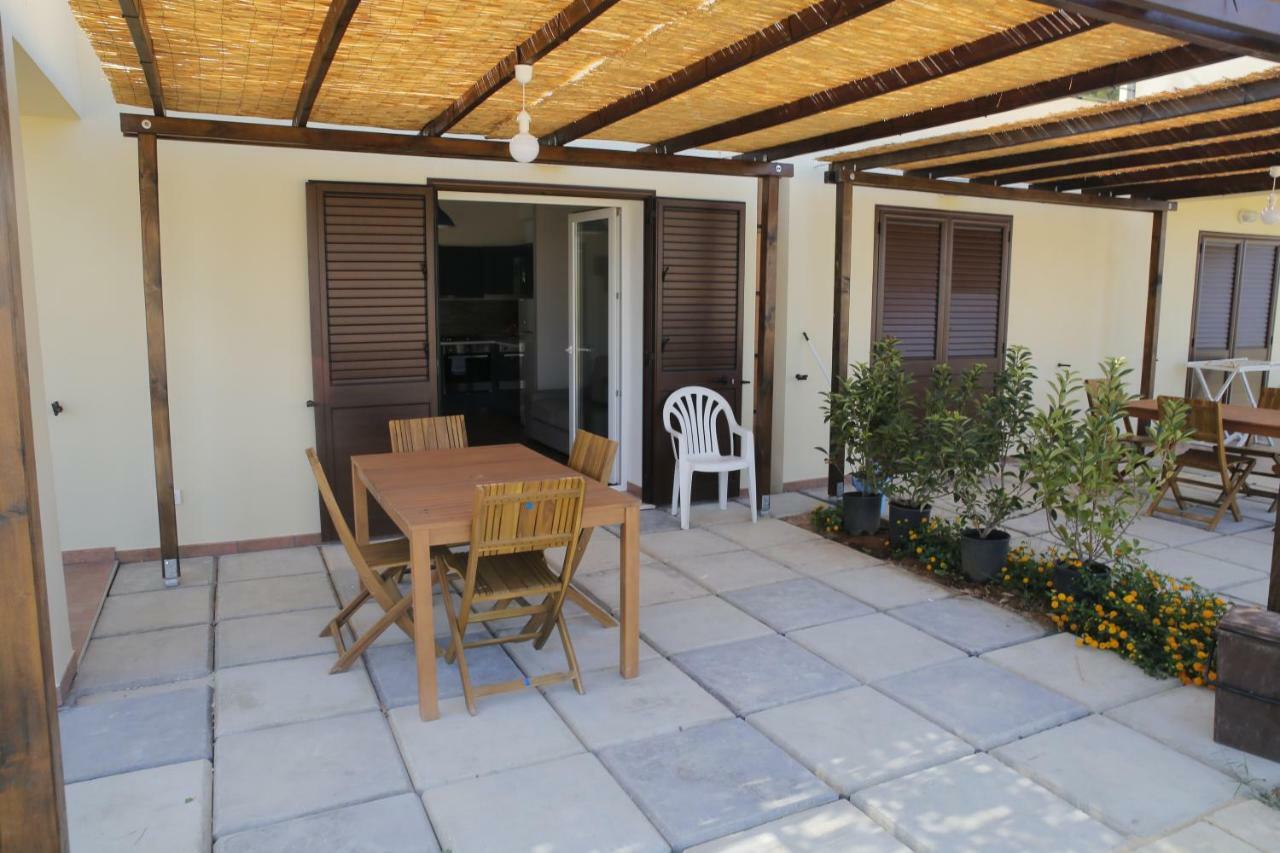 Case Barrera Porto Palo Buitenkant foto
