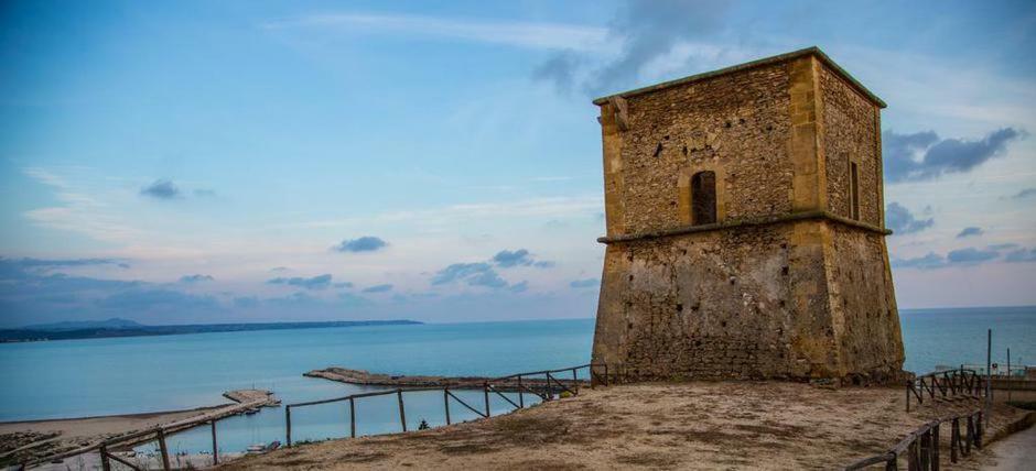 Case Barrera Porto Palo Buitenkant foto