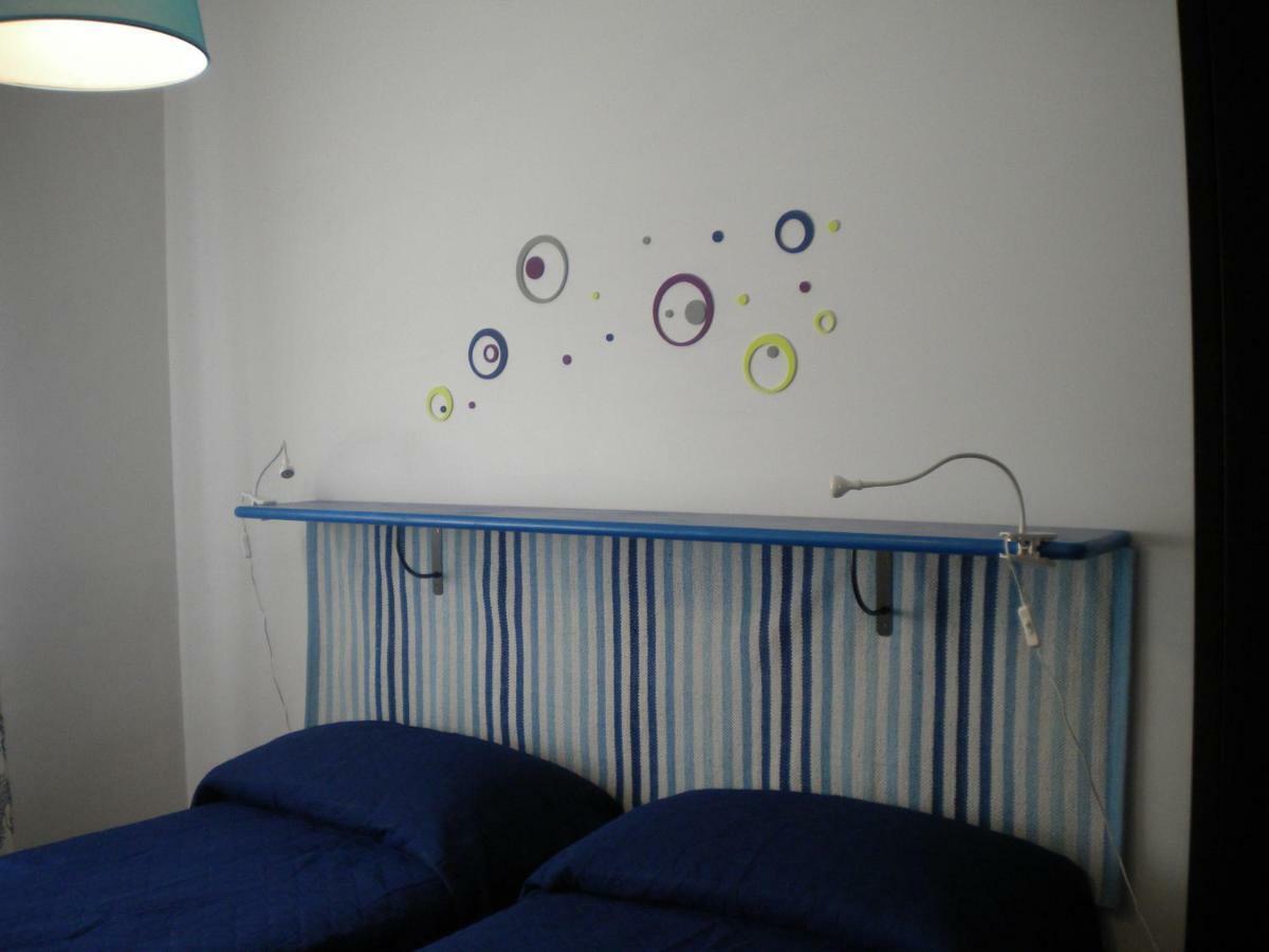 Case Barrera Porto Palo Buitenkant foto